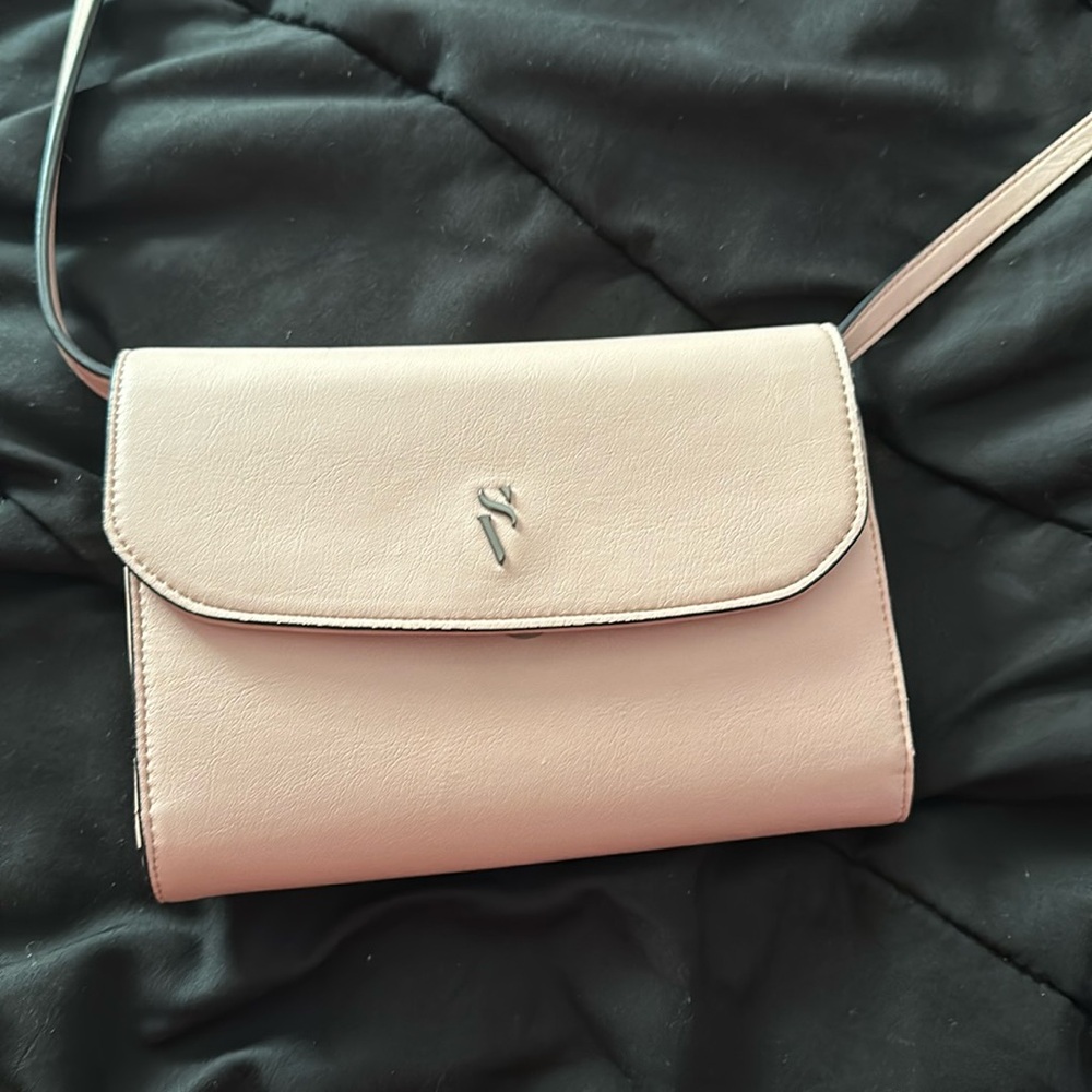 Pink shoulder bag